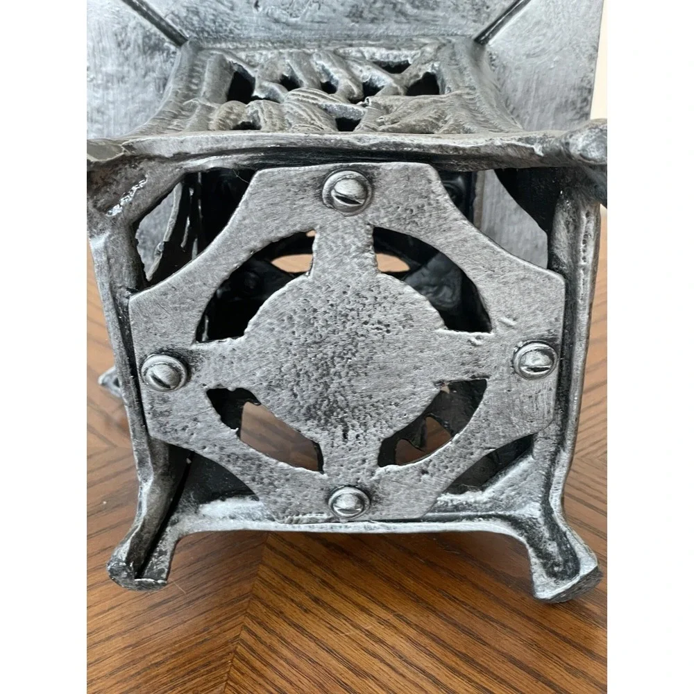 Japanese Cast Iron Pagoda Garden Lamp Lantern